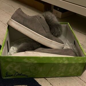 Grey suede sneakers with Pom pom